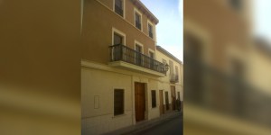 Tenemos una especial sensibilidad con la rehabilitación de las fachadas y cubiertas de nuestro parque inmobiliario existente