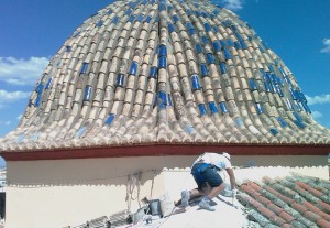 Tenemos larga experiencia en trabajos de intervención y conservación de edificios históricos, rehabilitación de edificios catalogados y protegidos como Iglesias, Ermitas, etc.