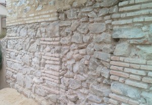 Tenemos larga experiencia en trabajos de intervención y conservación de edificios históricos, rehabilitación de edificios catalogados y protegidos como Iglesias, Ermitas, etc.